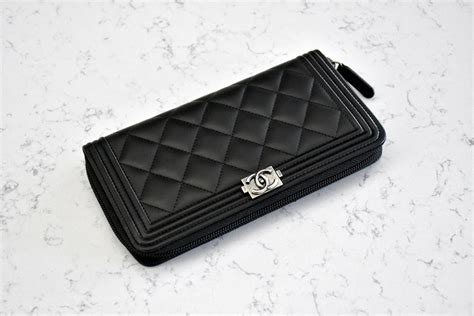 chanel wallets price in india|chanel wallet euro.